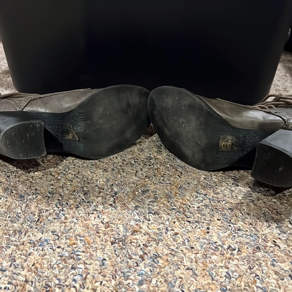 Heeled booties - Picture 5 of 5